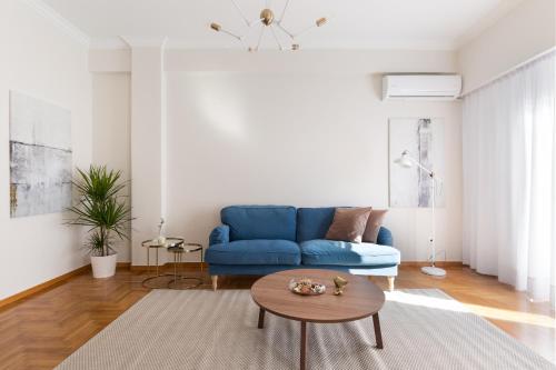 Chic Flat in the Heart of Athens by UPSTREET - image 4