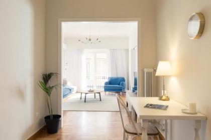 Chic Flat in the Heart of Athens by UPSTREET - image 5