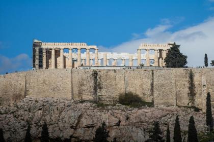 Modern-Vintage apartment by Acropolis museum - image 17