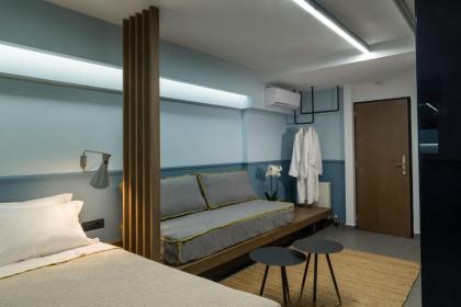 Sir Athens - image 5