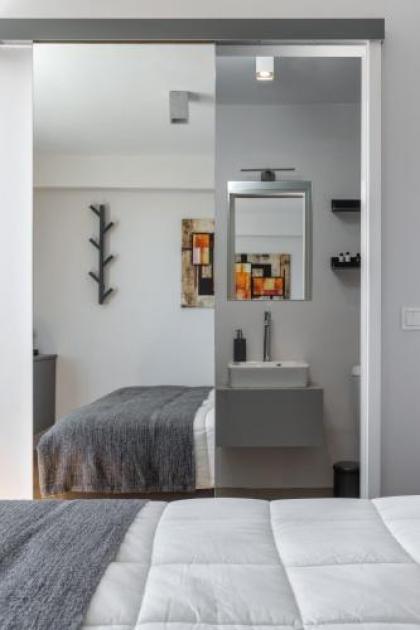 Athens City Center Apartment - image 13