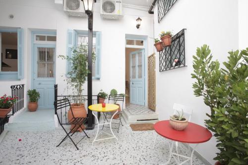 Live in Athens THISEIO Historic House - image 4