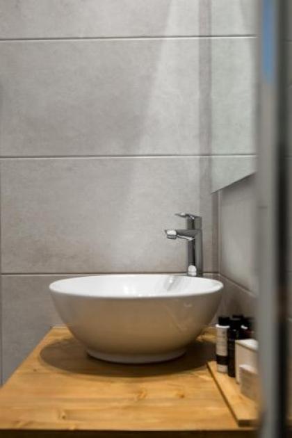Urban Chic 1BD Apartment in Hilton district by UPSTREET - image 17
