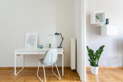 Urban Chic 1BD Apartment in Hilton district by UPSTREET - image 4