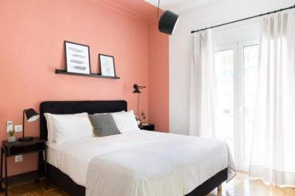 Urban Chic 1BD Apartment in Hilton district by UPSTREET - image 8