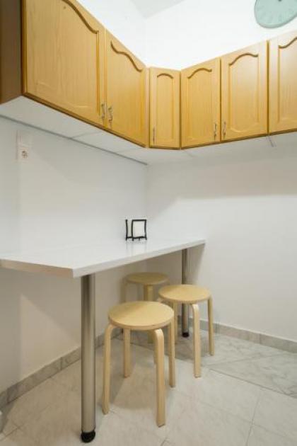 Athens spacious apartment - image 13