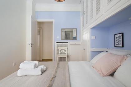 Athens spacious apartment - image 19