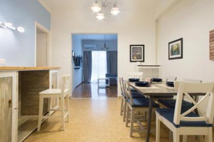 Athens spacious apartment - image 5