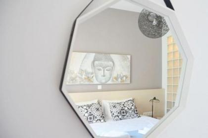 Hadrian by Heloni Apartments - image 3