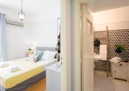 Attractive Flat near the Acropolis Museum & Metro Station by Athenian Homes - image 11