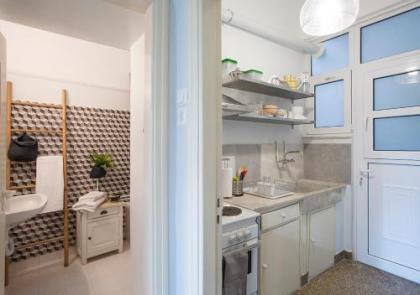 Attractive Flat near the Acropolis Museum & Metro Station by Athenian Homes - image 14