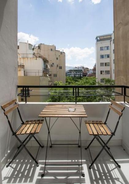 Attractive Flat near the Acropolis Museum & Metro Station by Athenian Homes - image 4