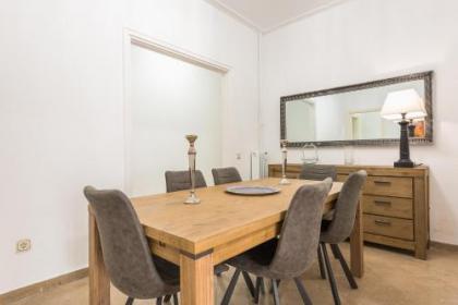 Victoria Grand Palace Apartments - image 11