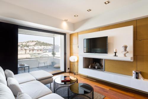EMST Museum 1BD Apartment with Acropolis view by UPSTREET - image 2
