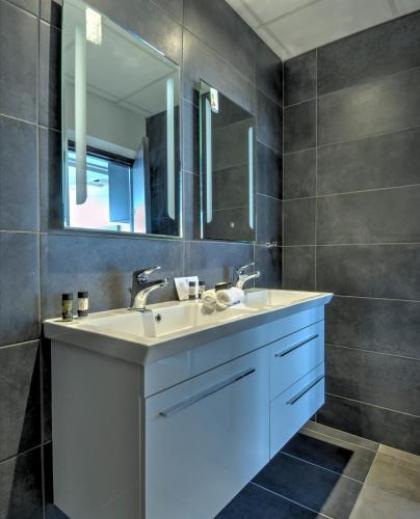 Aria Acropolis Suites Troulanda - image 16