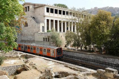 Eva's Urban Apt in Athens 6' to Transit Station - image 7