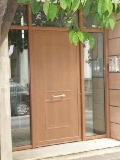 Cozy and Bright 2BD Apartment in Kolonaki - image 4