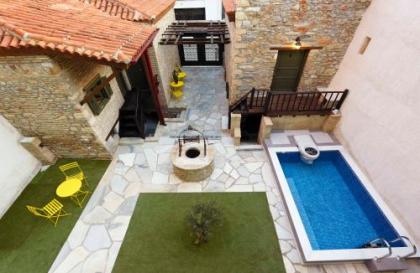 Athenian Residences - image 7