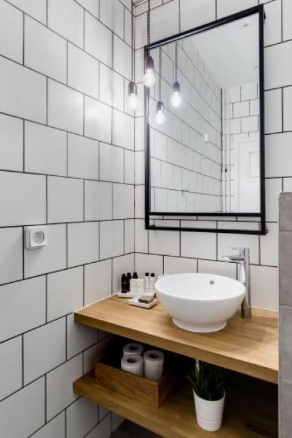 Acropolis Heart 2BD Apartment in Plaka by UPSTREET - image 18