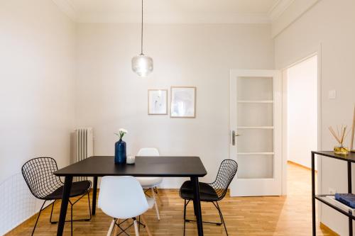 Acropolis Heart 2BD Apartment in Plaka by UPSTREET - image 3