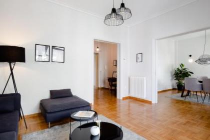 Elegant Kolonaki 2BD Apartment by UPSTREET - image 4