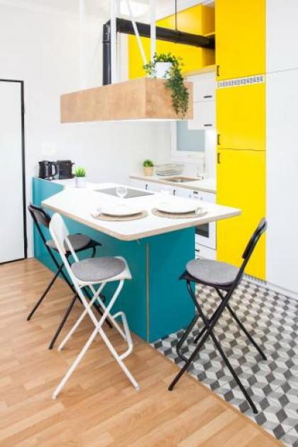 Fully Renovated Modern Beauty In Central Athens! - image 19