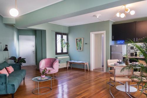 Live Life Plaka Apartments - main image