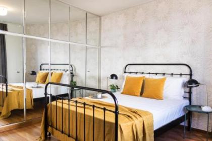 Live Life Plaka Apartments - image 14