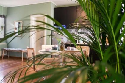 Live Life Plaka Apartments - image 3