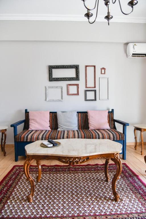 Tasia's Place - main image