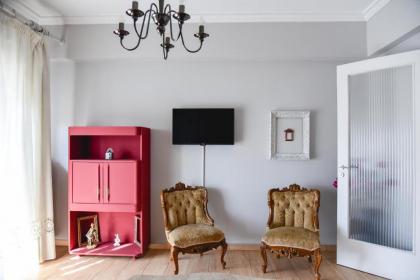 Tasia's Place - image 12