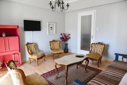 Tasia's Place - image 16