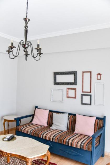 Tasia's Place - image 9