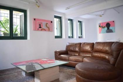 Stylish basement studio in Athens centre - EP9B - image 1