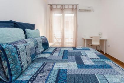 Lovely 2 bedroom apt in Metaxourgio Center - image 18