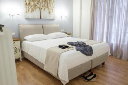 Elegant 2BD Apartment in the heart of Athens - image 10