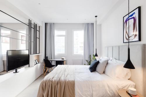 Luxury Apartments in Plaka by UPSTREET - image 3