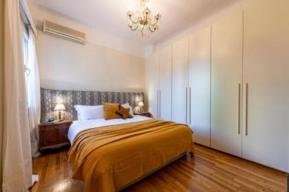 Hidesign Athens Apollon Luxury Apt in Plaka Acropolis - image 14