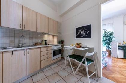 Hidesign Athens Apollon Luxury Apt in Plaka Acropolis - image 6