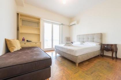 Victoria Capitan Apartments - image 1