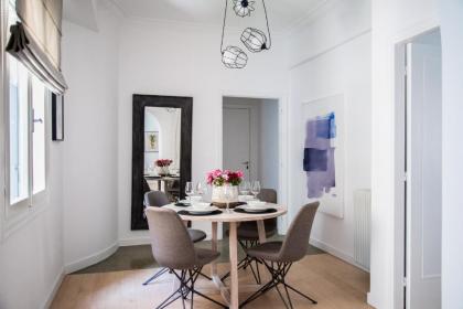 Virtue by Stylish Stays - image 11