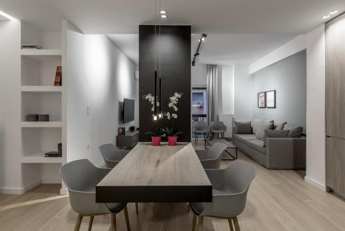 Pangrati Grove Apartment - main image
