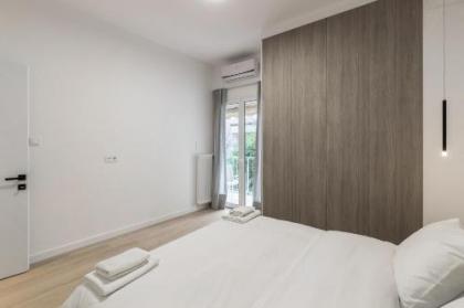 Pangrati Grove Apartment - image 14