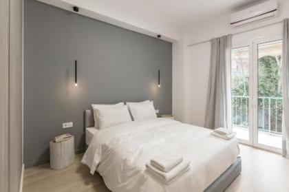 Pangrati Grove Apartment - image 19