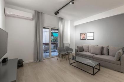 Pangrati Grove Apartment - image 4