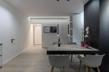 Pangrati Grove Apartment - image 6