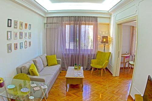 Life Houses Zappeio Apartment - main image