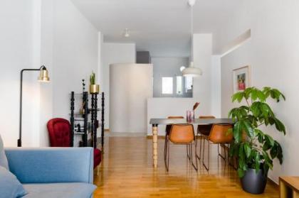 Adorable 2BD Apartment near Kallimarmaro Stadium by UPSTREET - image 3