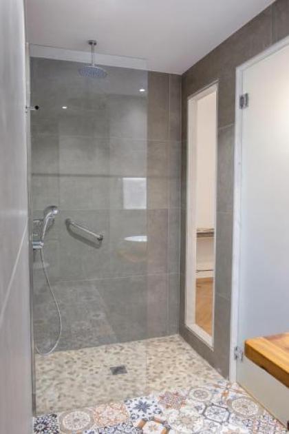 Luxury three bedroom Apartment in Kolonaki - image 16