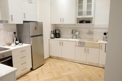 Luxury three bedroom Apartment in Kolonaki - image 8